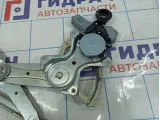 Стеклоподъемник электрический задний левый Lexus RX350 (AL10) 69802-48070