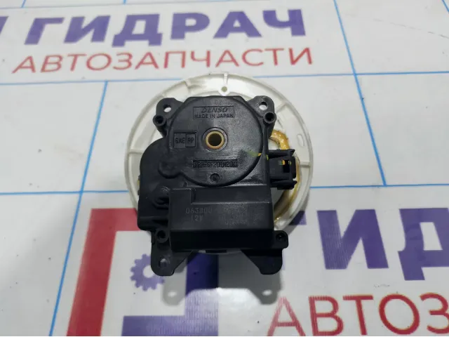 Мотор заслонки отопителя Lexus RX270 (AL10) 87106-33260