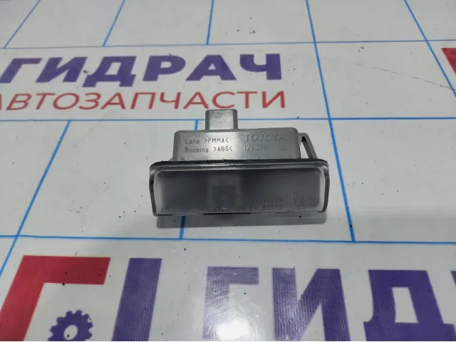 Фонарь подсветки номера левый Lexus RX270 (AL10) 81204-48010