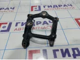 Кронштейн кондиционера Lexus RX270 (AL10) 12502-36010
