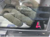 Стекло кузовное глухое левое переднее Lexus RX270 (AL10) 62120-48040