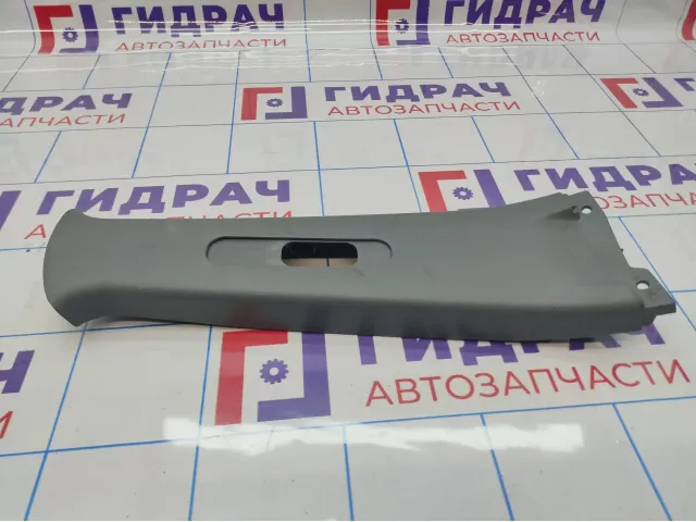 Обшивка средней стойки верхняя правая Lifan Solano B5402230.