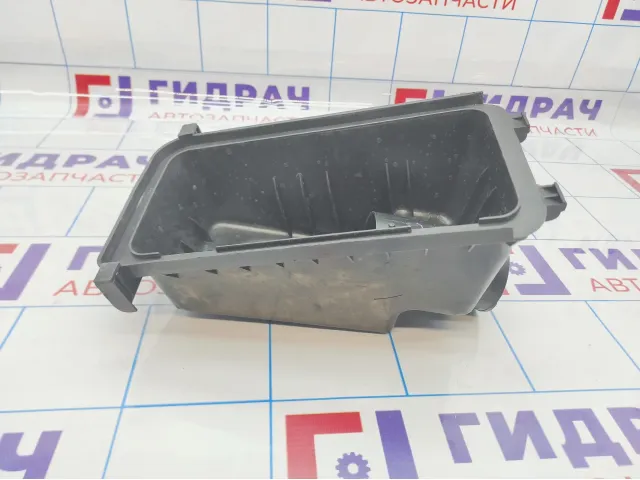 Корпус воздушного фильтра верхняя часть Lifan Solano B1109110.