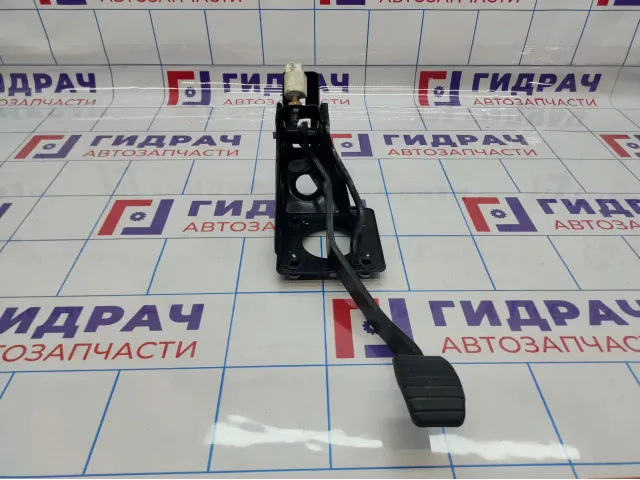 Педаль тормоза Lifan Solano B3504100.