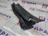 Решетка под лобовое стекло левая Lifan Solano B5304210.