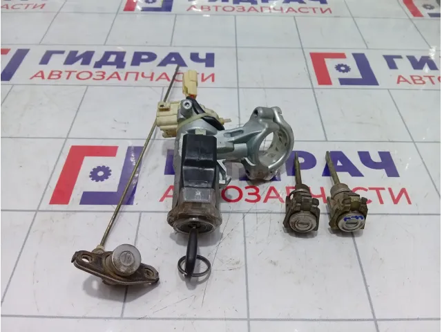 Замок зажигания Lifan Solano B3704100