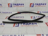 Уплотнитель стекла переднего правого Lifan Solano B6107211