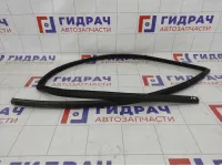 Уплотнитель стекла переднего правого Lifan Solano B6107211