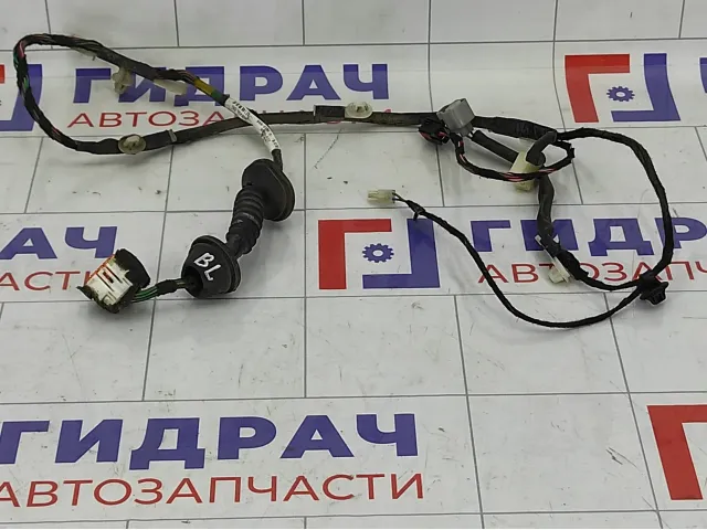 Проводка двери задней левой Lifan Solano B4006400