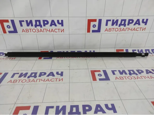 Накладка стекла переднего правого Lifan Solano