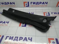 Решетка под лобовое стекло (Жабо) левая Lifan Solano B5304210