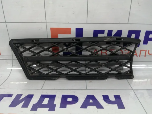 Решетка бампера правая Lifan Solano B2803114