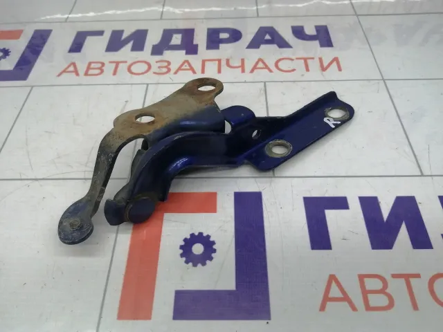 Петля капота правая Lifan Solano B8402620