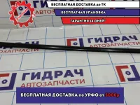 Накладка стекла переднего левого Mazda 6 (GG) GJ6A-50-650J. Дефект.
