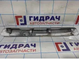 Накладка крышки багажника Mazda 6 (GG) GJ6L50811. Дефекты.