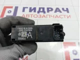 Кнопка стеклоподъемника передняя правая Mitsubishi Lancer X (CY) 8608A065