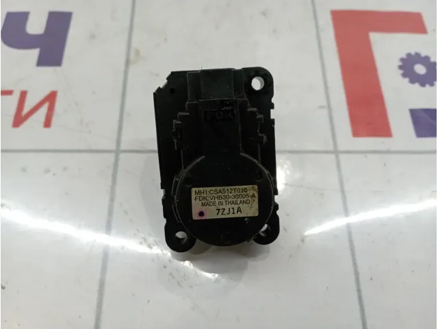 Мотор заслонки отопителя Mitsubishi Lancer X (CY) 7820A080