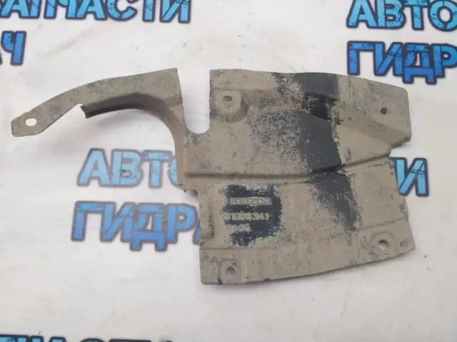 Пыльник двигателя боковой правый Mazda 6 GH 2011 GS1D56341 Отличное состояние