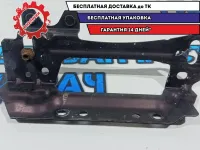 Крепление радиатора правое Mazda CX-7 EG22-50-150.