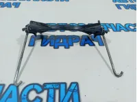 Крепление аккумулятора Mazda CX-7 L206-56-031B.