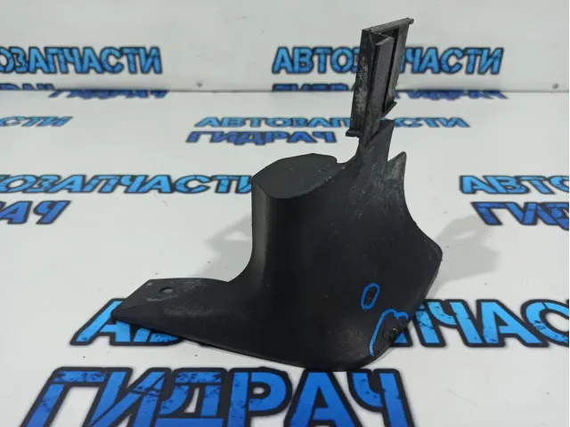 Брызговик передний левый Mazda CX-7 EG21518412. Дефект.