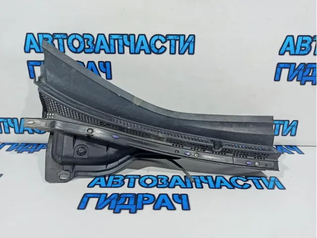 Решетка стеклоочистителя правая Mazda CX-7 EG21-50-7R0.