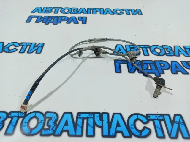 Датчик ABS задний правый Mazda CX-7 EG23-43-71Y.