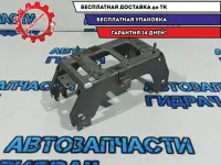 Кронштейн кулисы КПП Mazda CX-7 EG21-46-110.