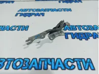 Петля капота правая Mazda CX-7 EG21-52-410B.