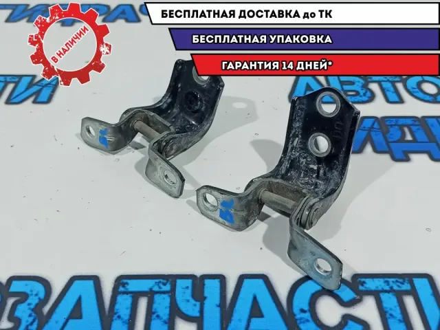 Петли двери задней правой Mazda CX-7 D461-72-210.