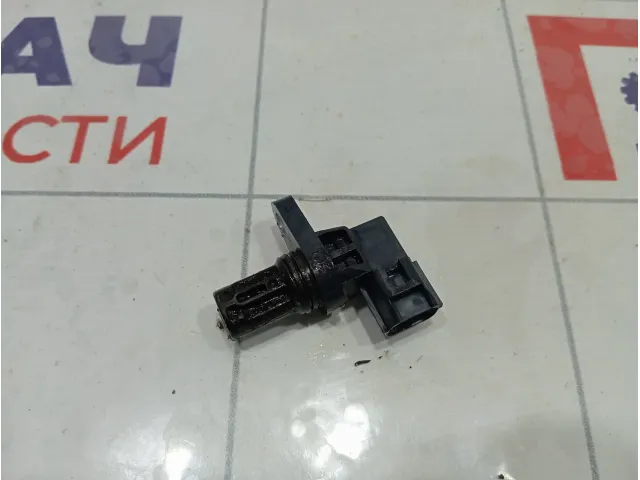 Датчик положения распредвала Mazda 3 ZJ0118230