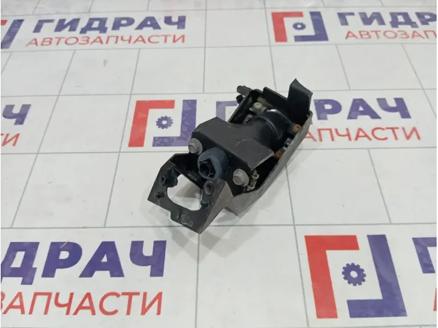 Форсунка омывателя фар левая Mazda 3 BP4K51826B