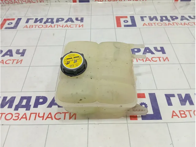 Бачок расширительный Mazda 3 LF5015350C