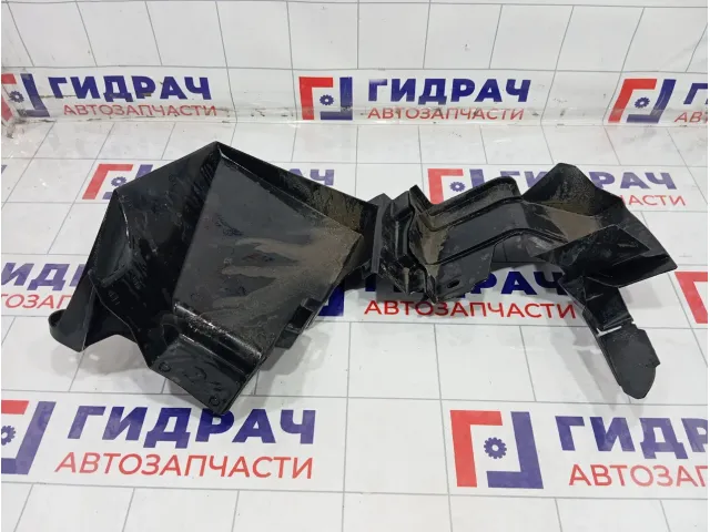 Пыльник двигателя левый Mazda 3 BP4K56L22