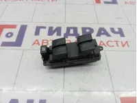 Блок управления стеклоподъемниками Mazda 3 BS3E66350A