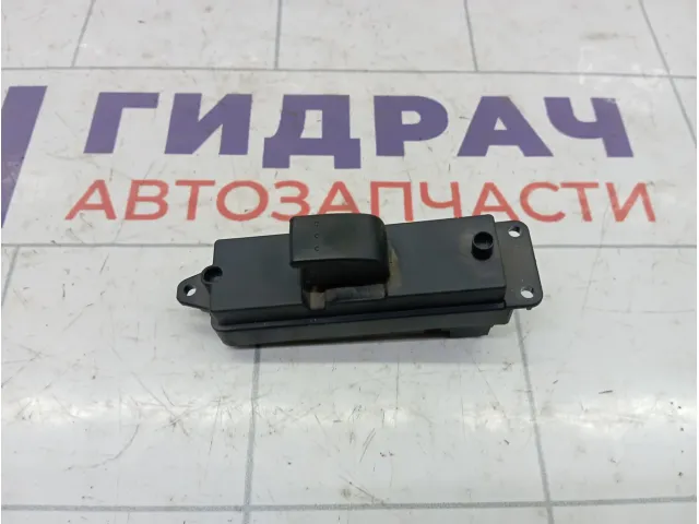 Кнопка стеклоподъемника заднего правого Mazda 3 BS3E66380