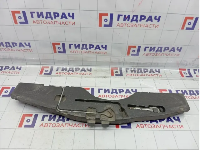 Ящик для инструментов Mazda 3 BP4M6883