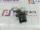 Замок багажника Mazda 3 BP4L62310D