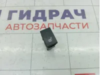 Кнопка обогрева сидений Mazda 3 BP4K66420