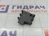 Моторчик заслонки отопителя (печки) Mazda 3