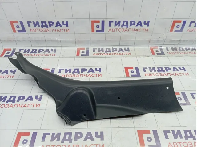 Обшивка стойки задней правой нижняя Mazda 3 BP4K68761