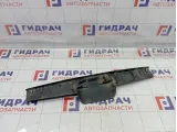 Обшивка двери багажника центральная Mazda 3 B32H68930