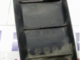 Обшивка двери багажника центральная Mazda 3 B32H68930