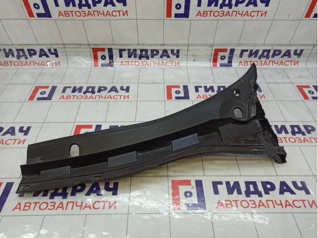 Решетка под лобовое стекло (Жабо) левая Mazda 3 BP4K507S0F