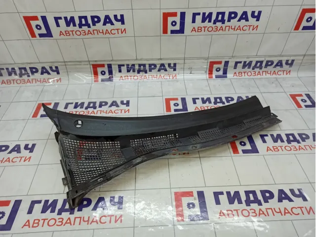 Решетка под лобовое стекло (Жабо) правая Mazda 3 BP4K507R0F