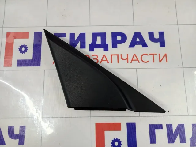 Крышка зеркала внутренняя левая Mazda 3 BP4L69171E