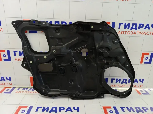 Кожух стеклоподъемника переднего левого Mazda 3 BP4K5997X