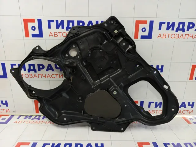 Кожух стеклоподъемника заднего правого Mazda 3 BP4K7297X