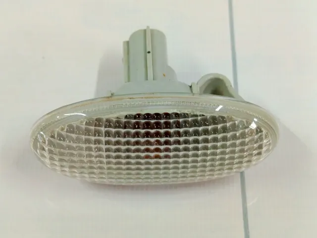 Повторитель на крыло Mazda 3 GJ6A51120D