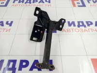 Кронштейн замка капота Mazda 3 BP4K5215YA